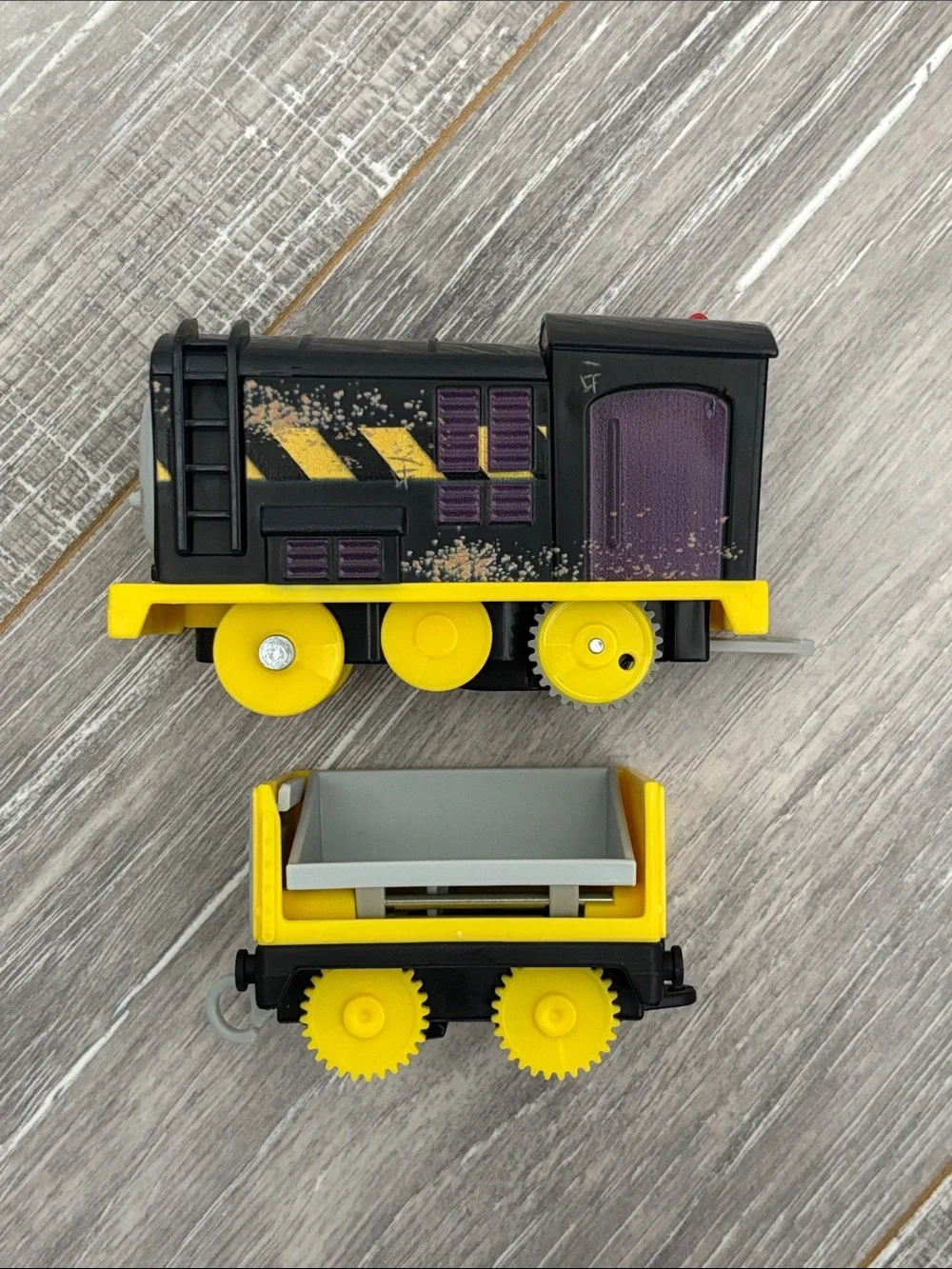 Motorized Lift and Load Diesel - All Engines Go Thomas & Friends